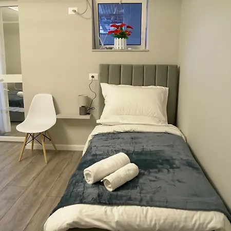 Arni's Guest house Tirana