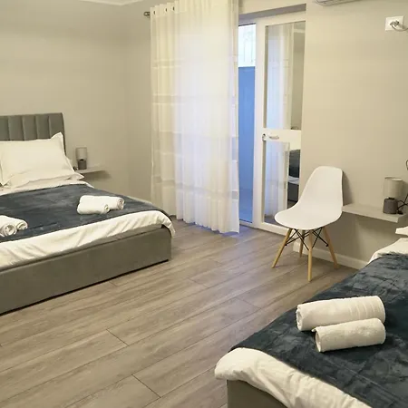 Arni's Tirana